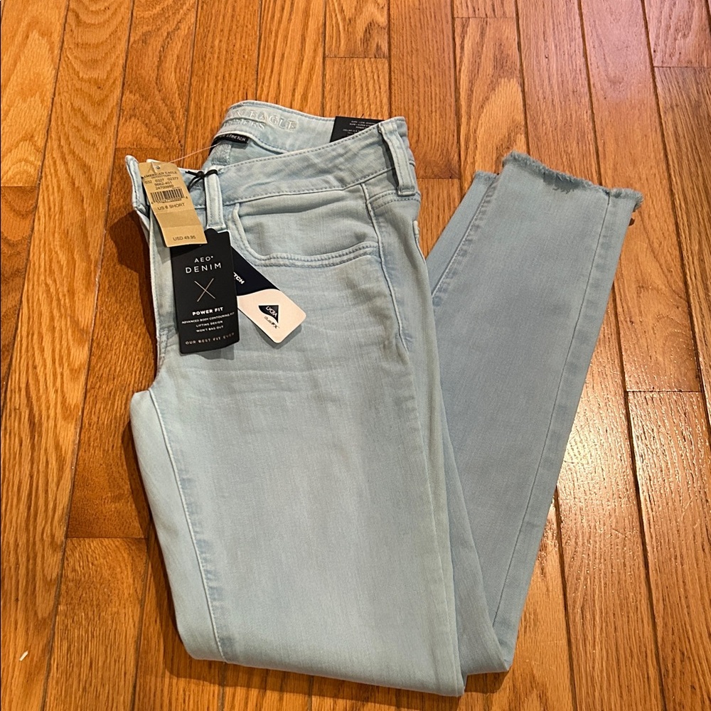 American Eagle Outfitters Light Blue Skinny Jeans NWTS